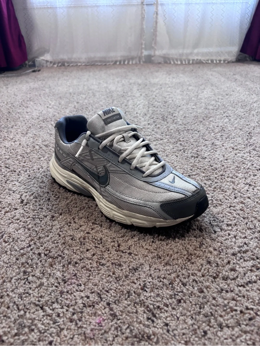 Nike classic silhouette